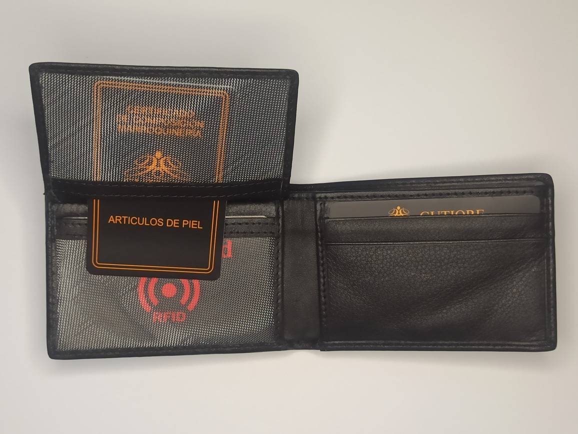 Cartera GUTIORE · Billetero sin Monedero · En Piel · RFID · Formato americano (horizontal)
