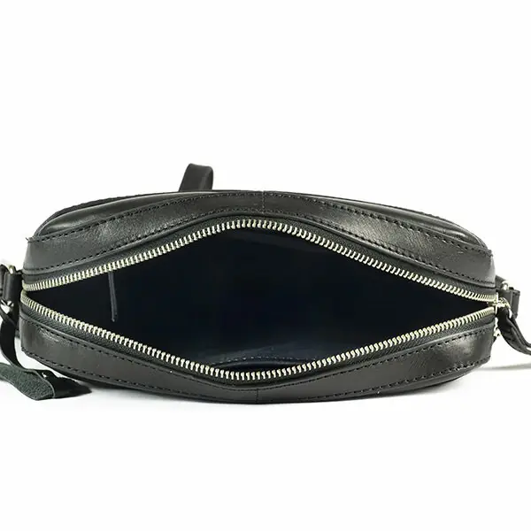 Bolso ANTONI · Bandolera mediana · Piel Bovino · Color Negro y Marrón