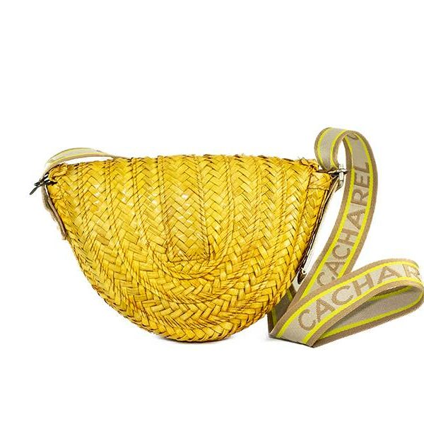 ➤ Capazo Cacharel · Capazo pequeño ovalado · Con solapa · Palma natural · Color amarillo - Capazo pequeño ovalado con solapa y asa bandolera de la marca Cacharel.