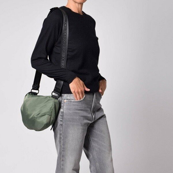 Bolso bandolera KCB · Bandolera mediana · Color Hielo, Negro y Kaki · Coleccion Puffy · VEGAN