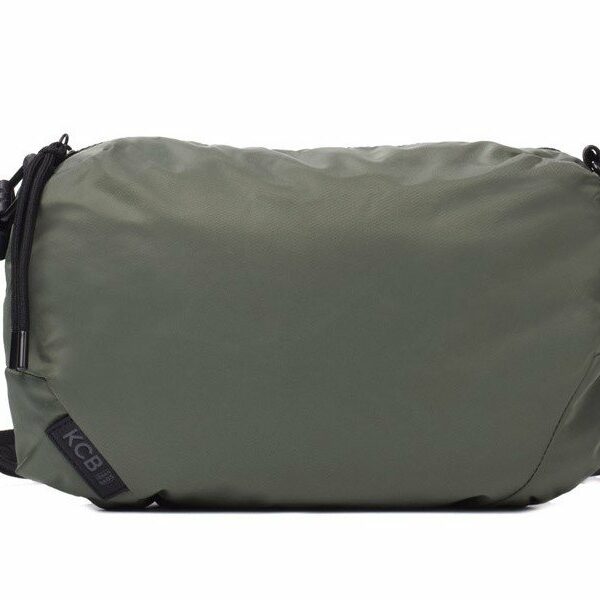 Bolso bandolera KCB · Bandolera mediana · Color Hielo, Negro y Kaki · Coleccion Puffy · VEGAN