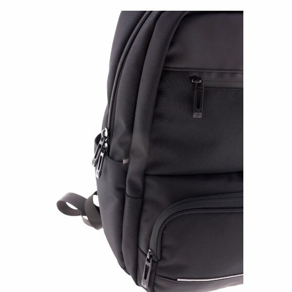 Mochila Vogart · Mochila para Portatil · Tamaño S · Coleccion Focus · Color Negro