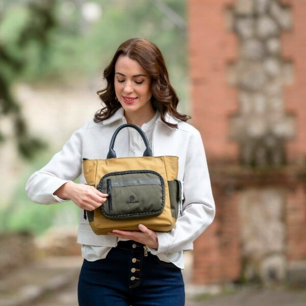 Bolso Shopper grande CACHAREL · Con dos asas y asa bandolera · Multibolsillos