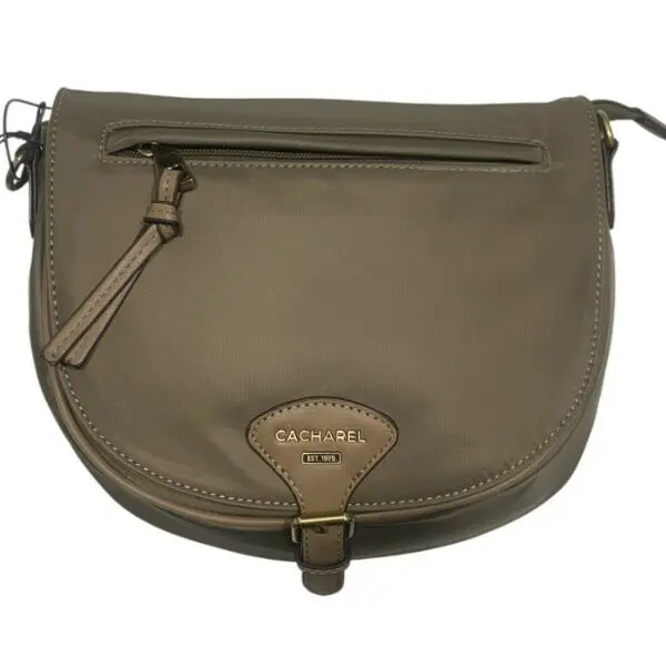 Bolso bandolera mediana CACHAREL · Material Nylon  · Con solapa - TAUPE