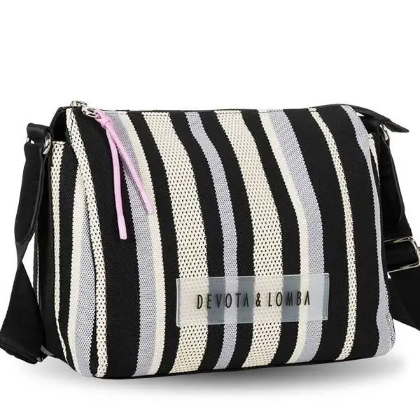 Bolso DEVOTA & LOMBA · Tamaño mediano · Asa bandolera ajustable