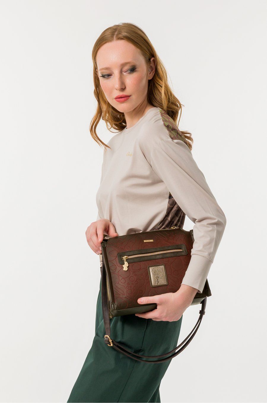 Bolso ANEKKE · Bandolera mediana · Bandolera cuadrada · Coleccion Blossom