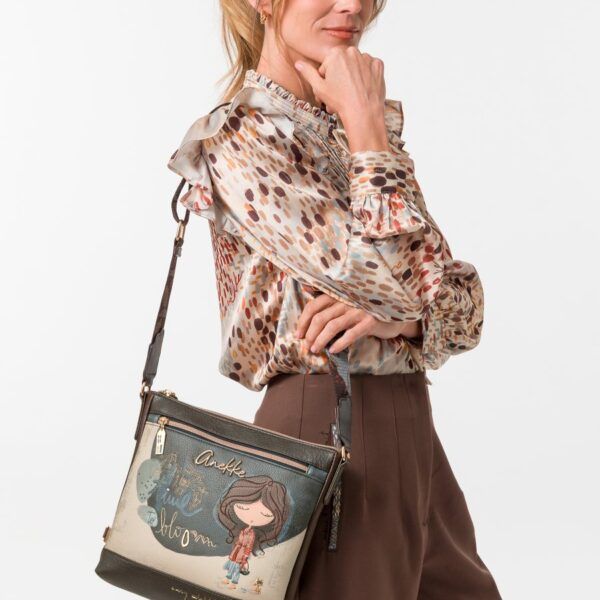 Bandolera mediana con bolsillo frontal ANEKKE · Coleccion Tulip