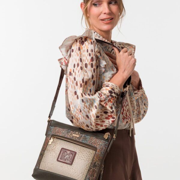 Bandolera mediana con bolsillo frontal ANEKKE · Coleccion Tulip