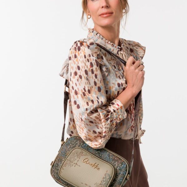 Bolso ANEKKE · Bandolera mediana · Doble compartimento · Bolsillo Frontal · Coleccion Blossom